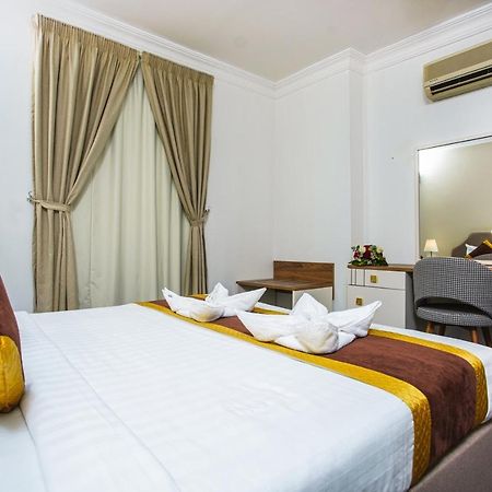 La Villa Suites Hotel Doha Exterior photo
